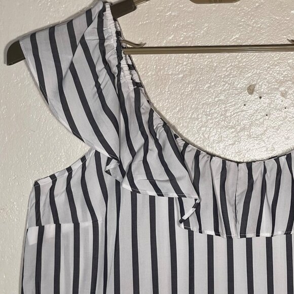 Old Navy Womens XL Off-Shoulder Striped Ruffle Top Gray/White Blouse Lightweight - Picture 9 of 13